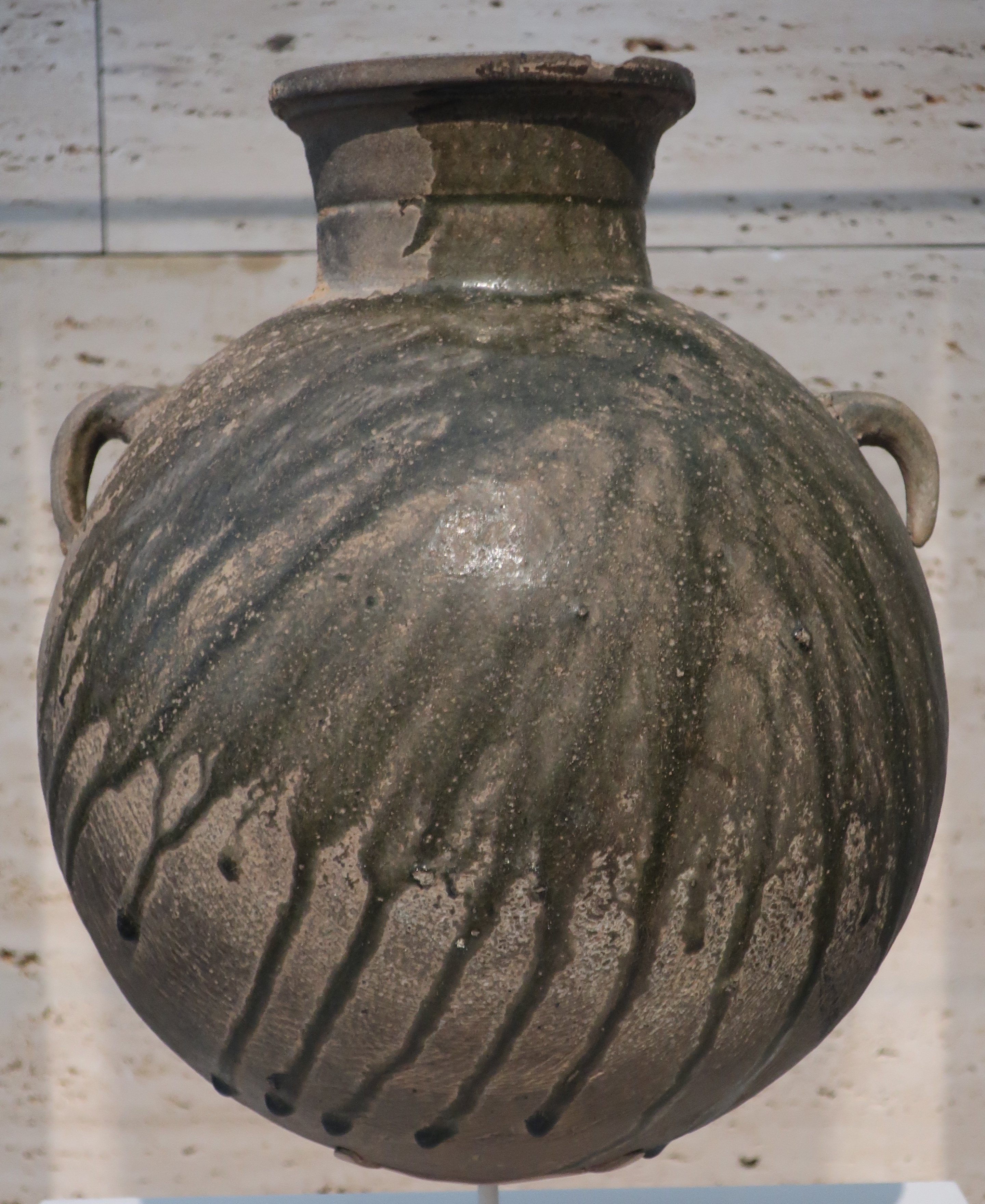 Pieza de cerámica japonesa del periodo Kofun