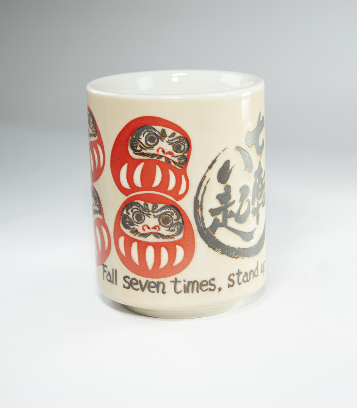 Una de nuestras tazas de Daruma